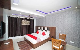 Oyo 39539 Hotel Vansh & Restaurant
